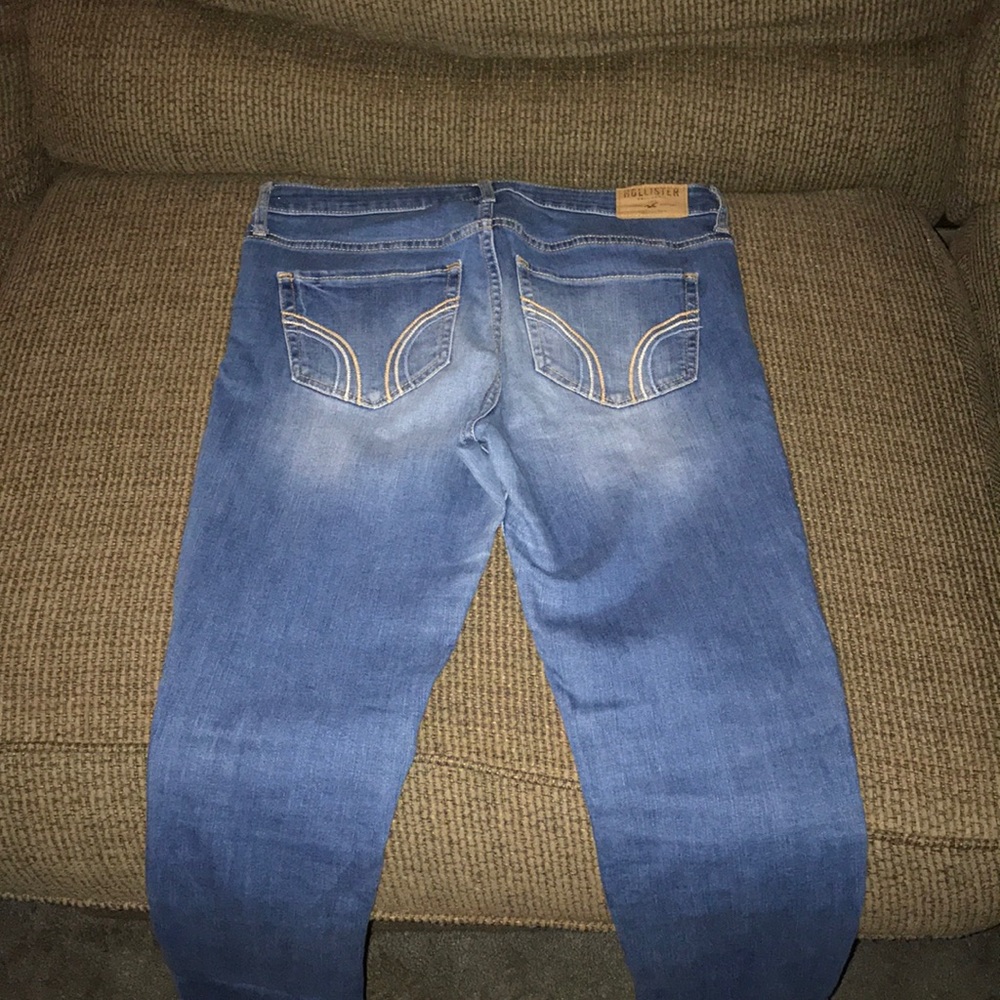 Hollister Jeans - Picture 7 of 7